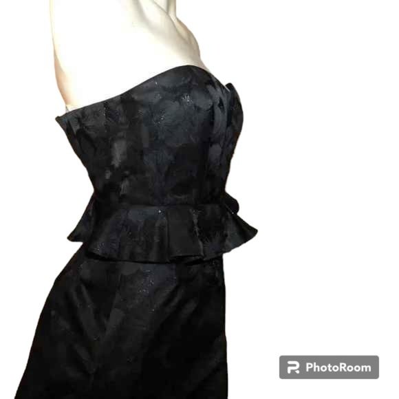 ML Monique Lhuillier Strapless Floral Jacquard Peplum Gown - Picture 11 of 16